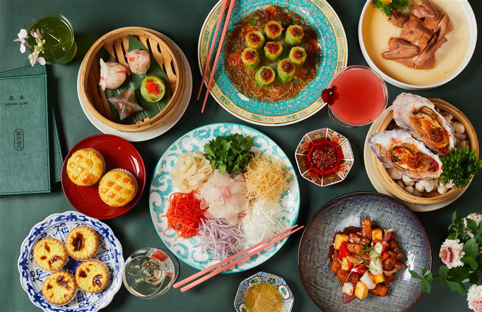 Indulge in Cantonese delicacies in an elegant setting