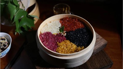 五色糯米饭.jpg