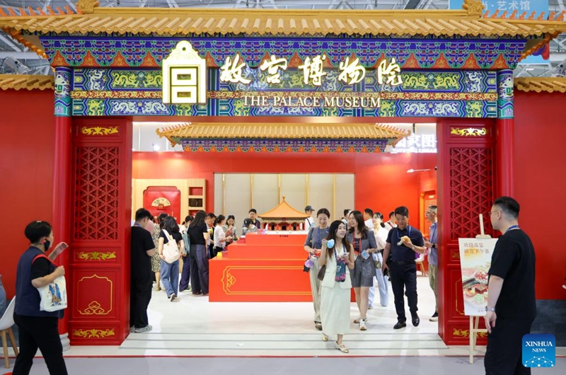 People visit the booth of the Palace Museum during the 22nd China (Shenzhen) International Cultural Industries Fair in Shenzhen, south China's Guangdong Province, May 22, 2026.
The 22nd China (Shenzhen) International Cultural Industries Fair kicked off here on Thursday, showcasing over 120,000 cultural products. The Creative China exhibition area brings together domestic cultural IPs, sci-tech innovation products, cultural and tourism products, intangible cultural heritage products, and popular creative cultural products. Creative cultural products from more than 30 famous domestic cultural heritage institutions and museums are also showcased during the event, attracting numerous visitors. Photo: Xinhua